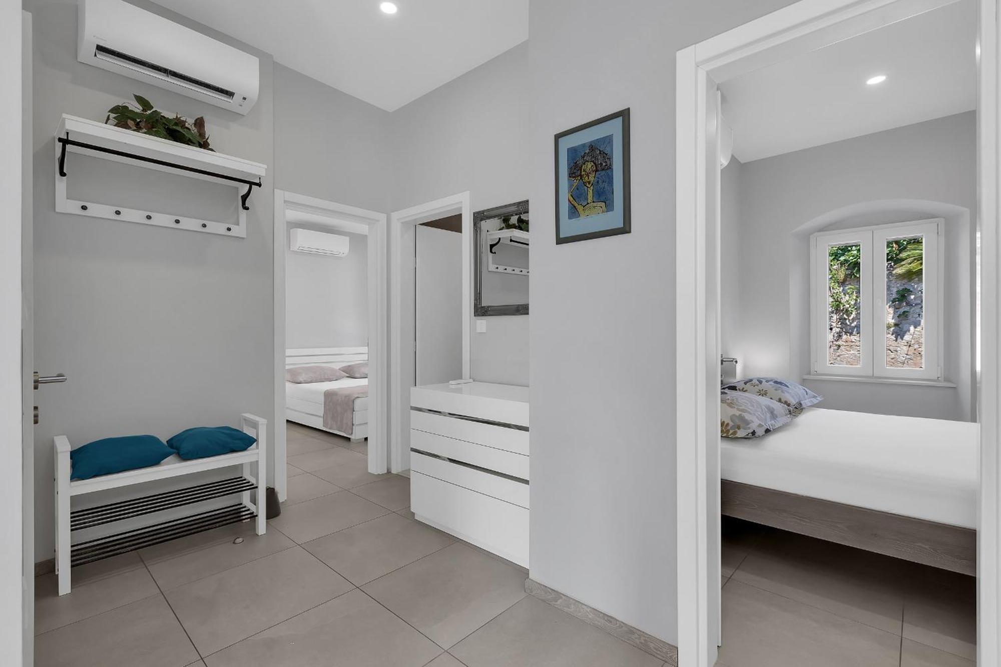 City Center Apartment Dvor Kalalarga Makarska Exterior photo