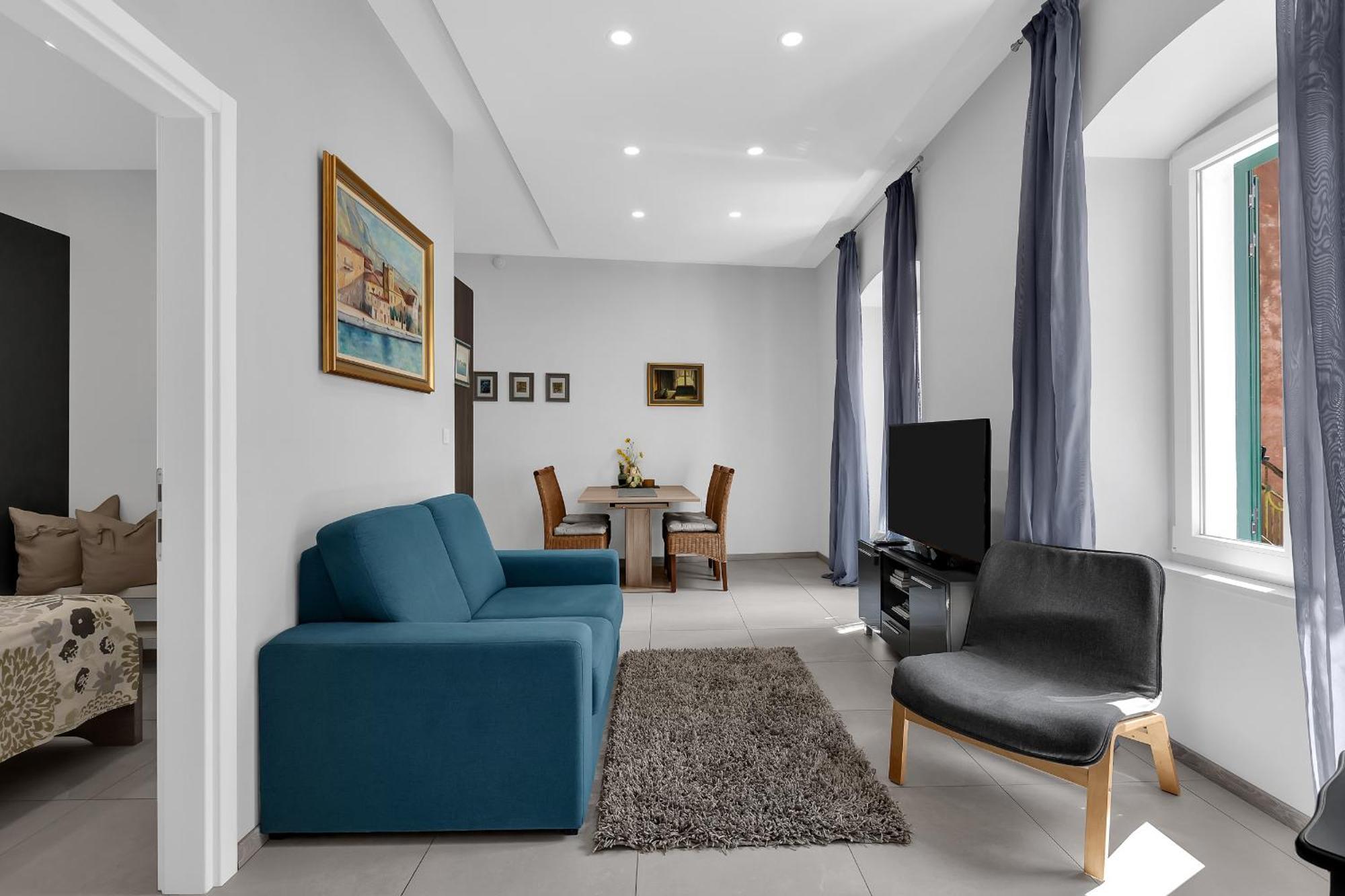 City Center Apartment Dvor Kalalarga Makarska Exterior photo