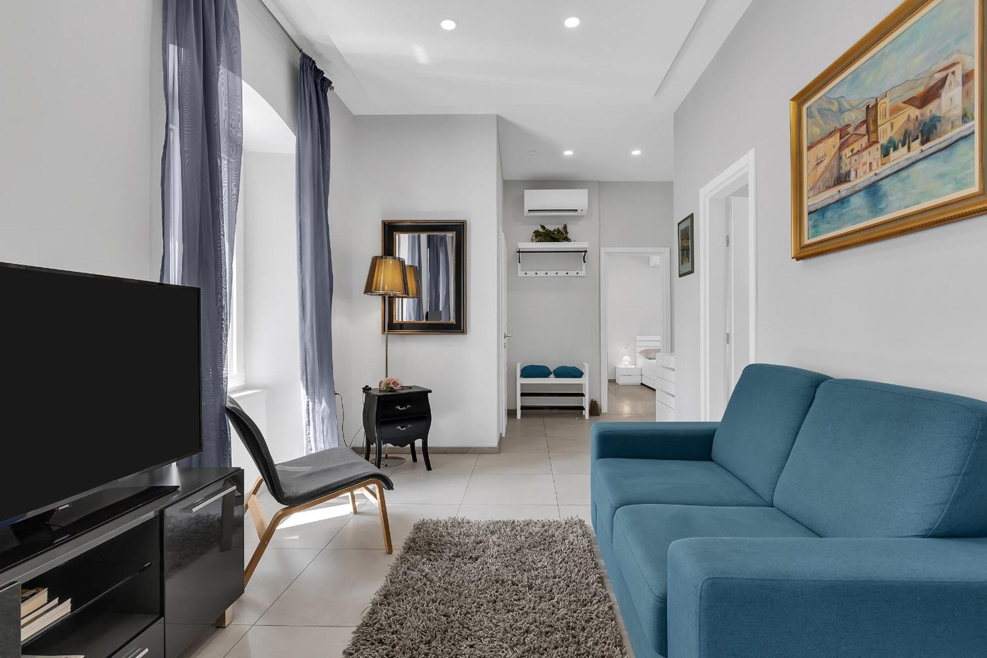 City Center Apartment Dvor Kalalarga Makarska Exterior photo