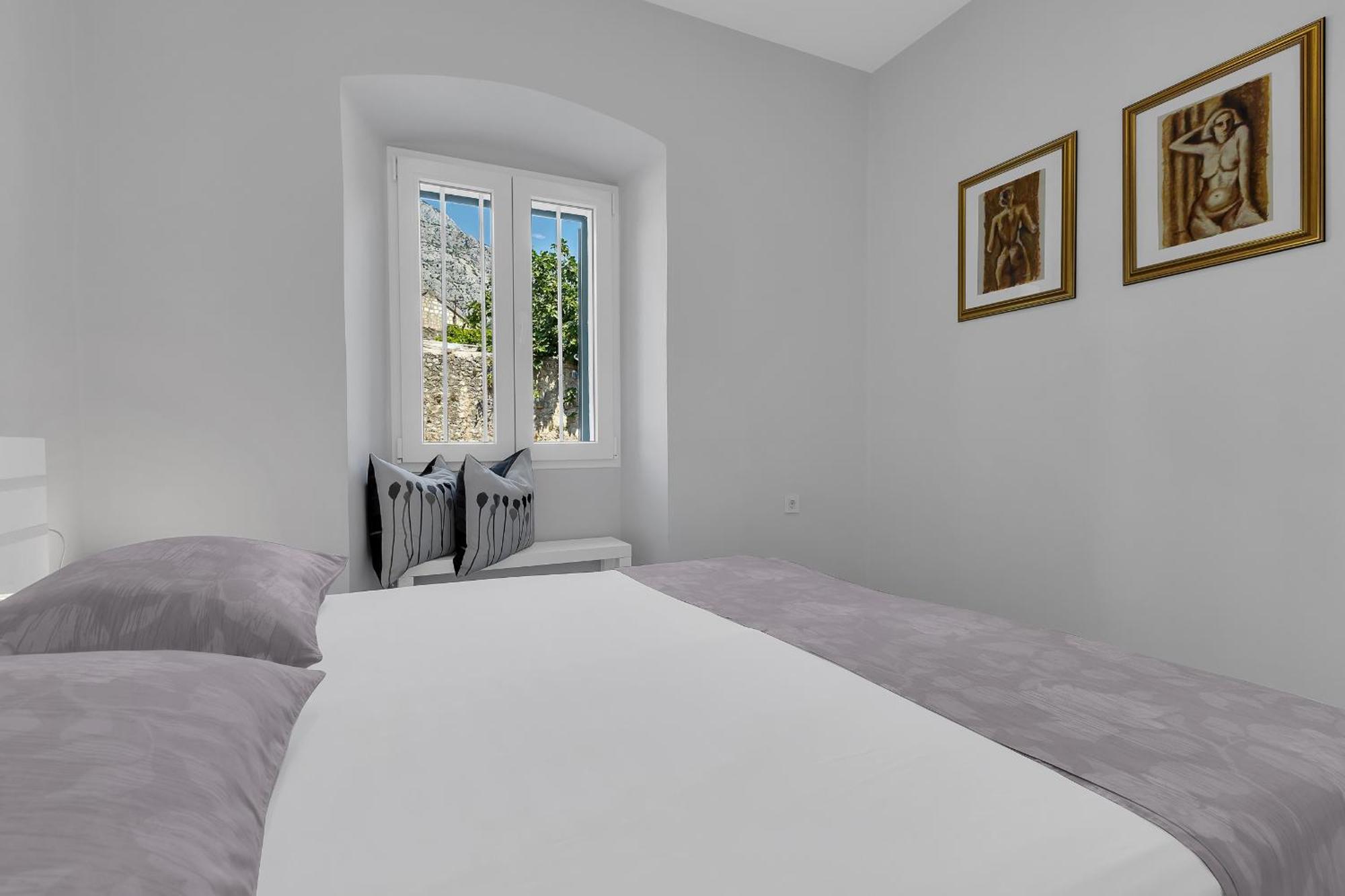 City Center Apartment Dvor Kalalarga Makarska Exterior photo